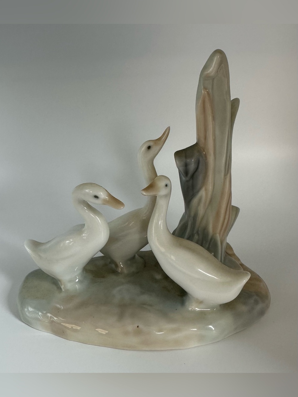Nao By Lladro Porcelain Duck Trio (Like New)